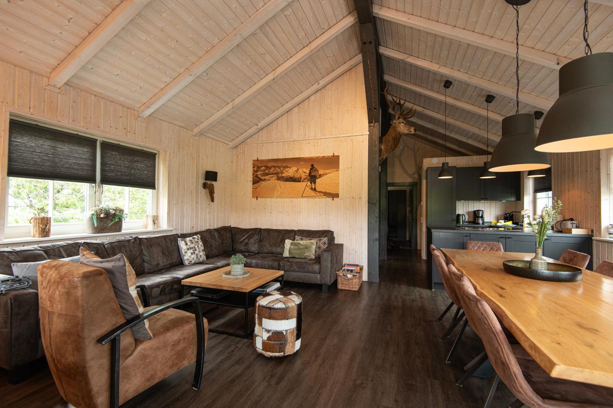 Kustelberg Lodges Medebach Esterno foto