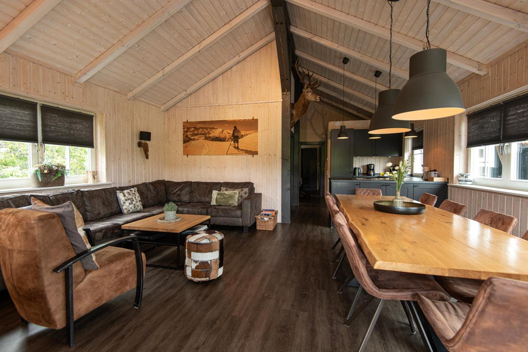 Kustelberg Lodges Medebach Esterno foto