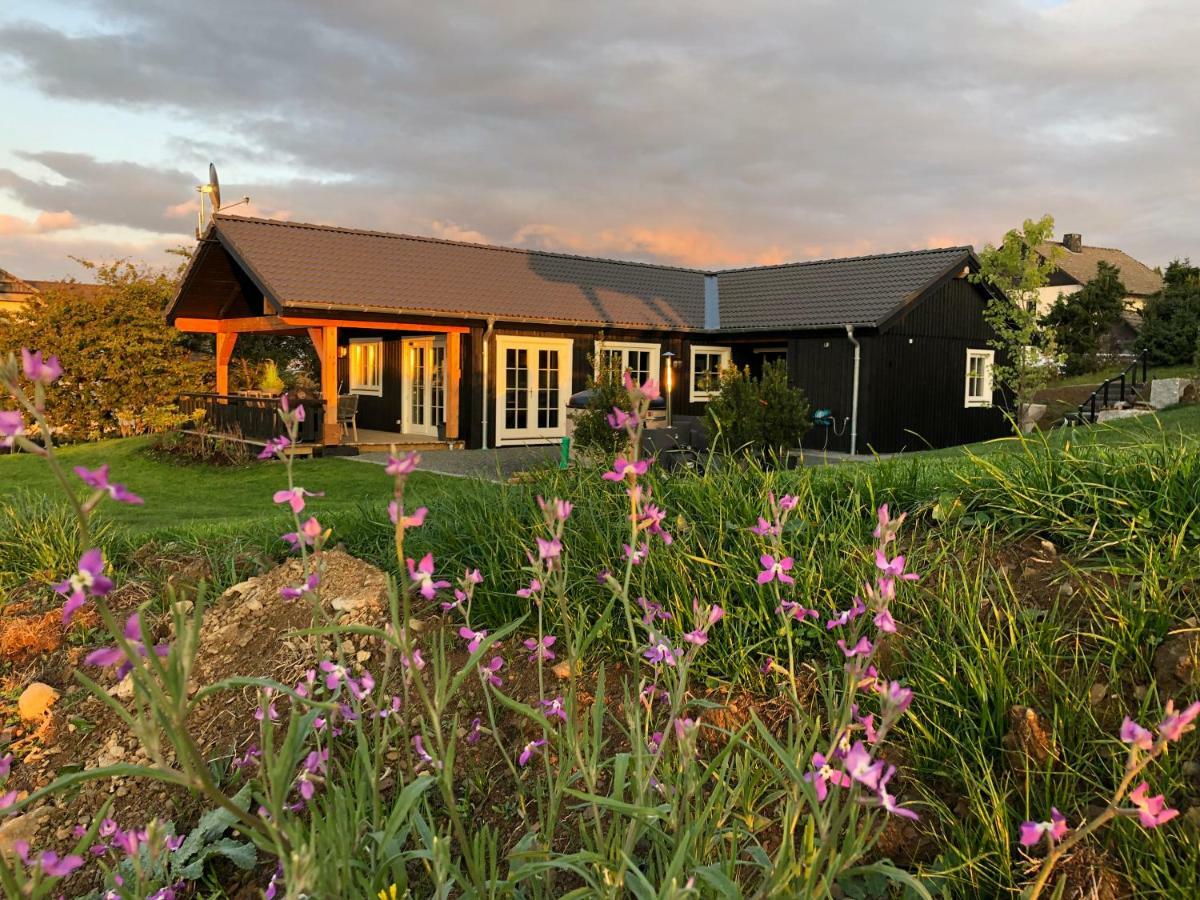Kustelberg Lodges Medebach Esterno foto